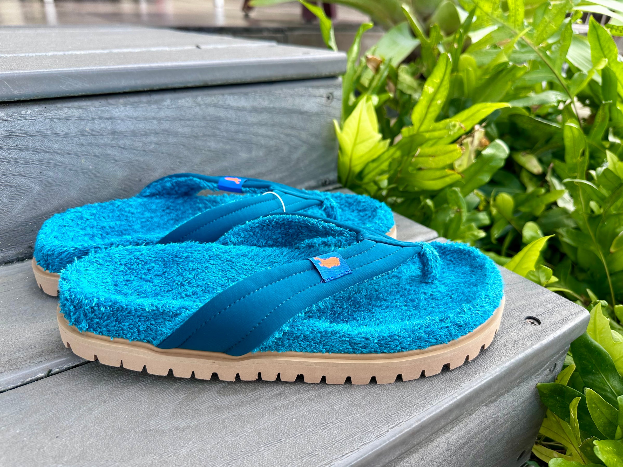 Hippopotamus - Hawaii Exclusive Outdoor Sandal (M) ヒポポタマス